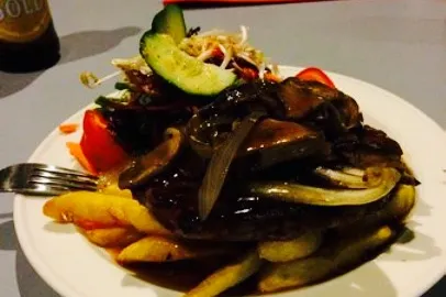 Pacers Restaurant in เรดคลิฟ