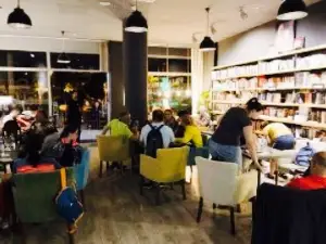 Serin Kultur Kitap & Kafe