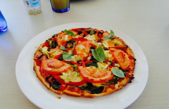 Saltwater Cafe Pizza