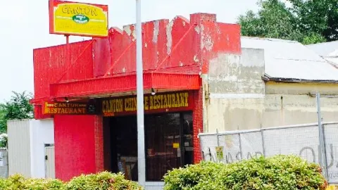 Canton Chinese Restaurant in Orange