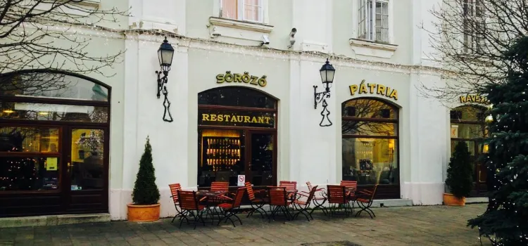 Patria Cafe & Restaurant