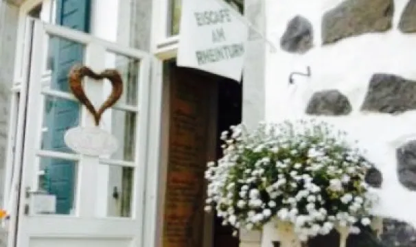 Eiscafe am Rheinturm