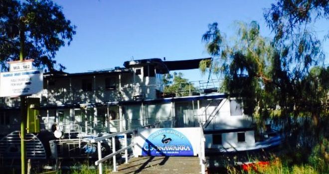 Commodore Motor Inn