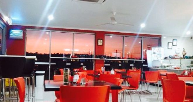 Cafe 300