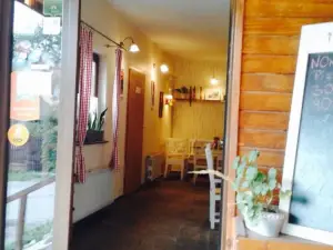 Baklazan Restaurant & Pizzeria