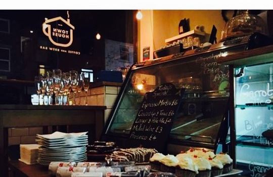 Town House Coffee and Brew Bar