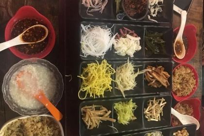 暮絲紅湯絲娃娃