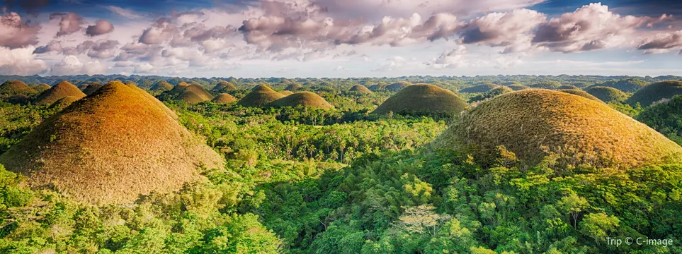 5_Chocolate Hills