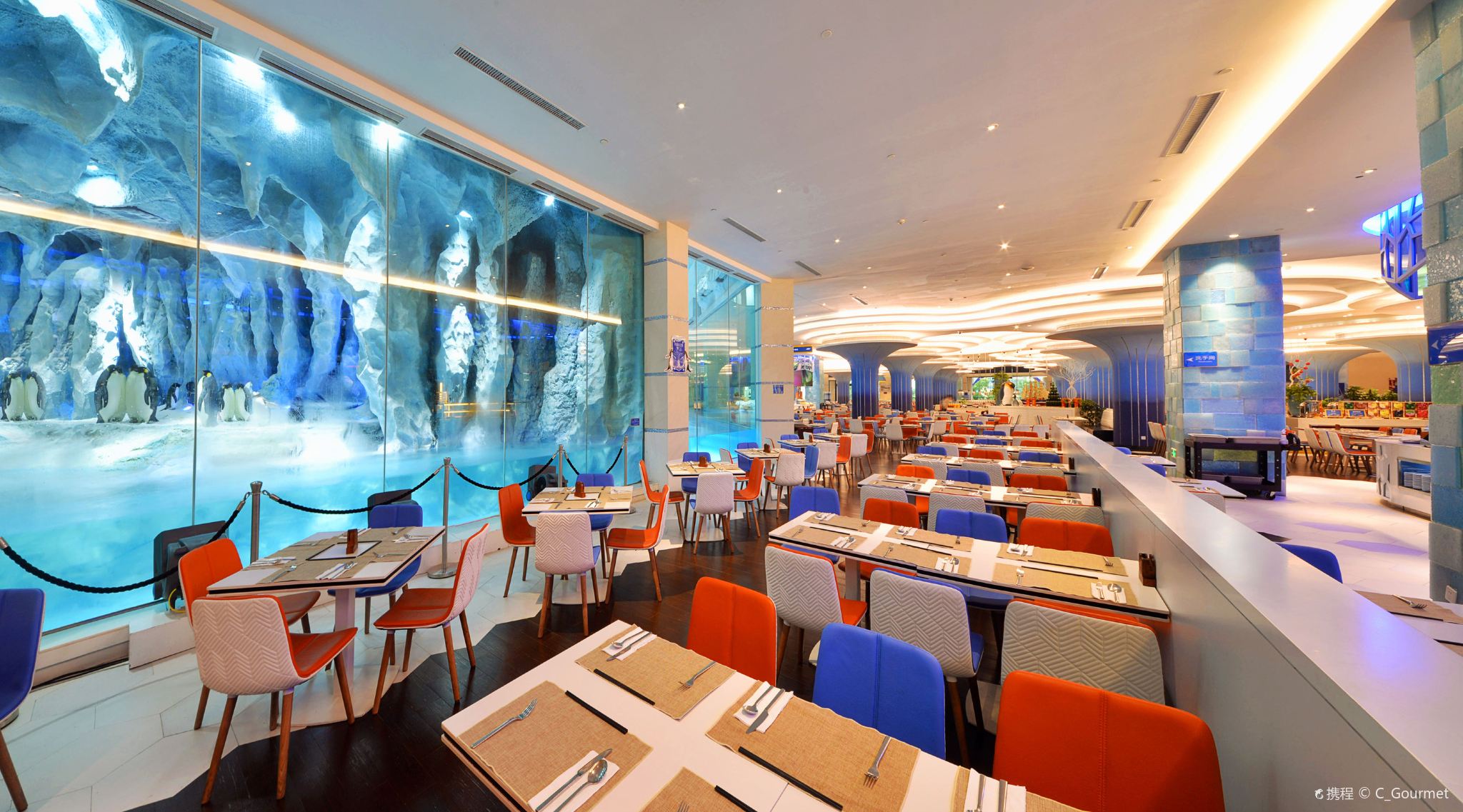 주하이 창롱 펭귄 호텔 황제펭귄 뷔페 레스토랑 2인/3인 뷔페 이용권 조식 및 석식