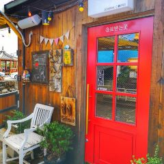 BOMNAL CAFE User Photo
