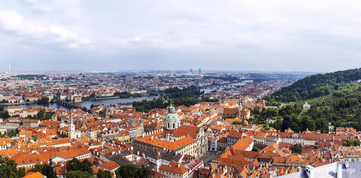 Tiket pesawat Sofia Prague