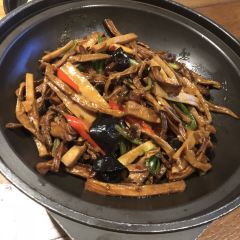 Xiaochunianghuaiyangcai (xinjiekou) User Photo