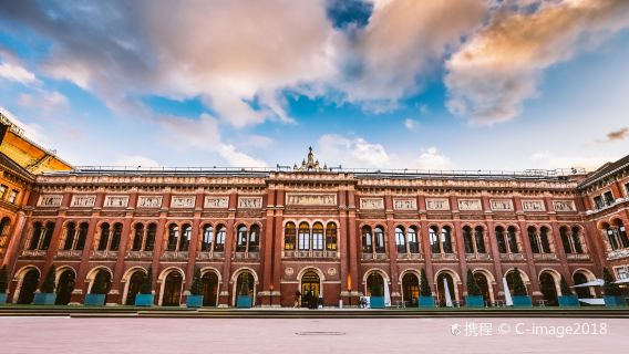 Tower Bridge + Thames River Cruise + Victoria and Albert Museum + Sky Garden