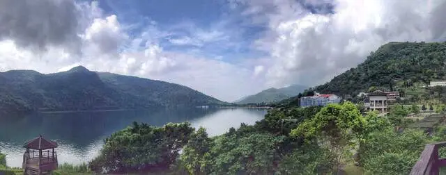 Liyu Lake