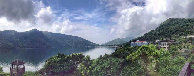 Liyu Lake