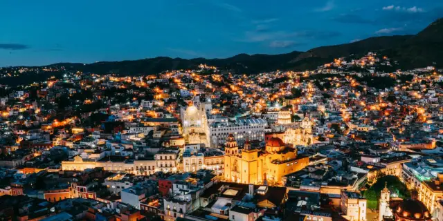 メキシコ　グアナフアトの風景 宝石箱をひっくり返したような街、メキシコ「グアナファト」の
