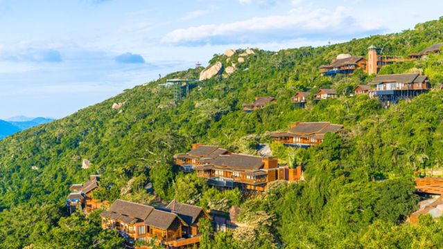 Yalong Bay Tropical Paradise Forest Park