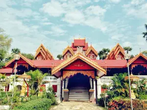 Wat Si Rongmuang