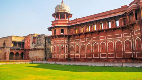 Agra