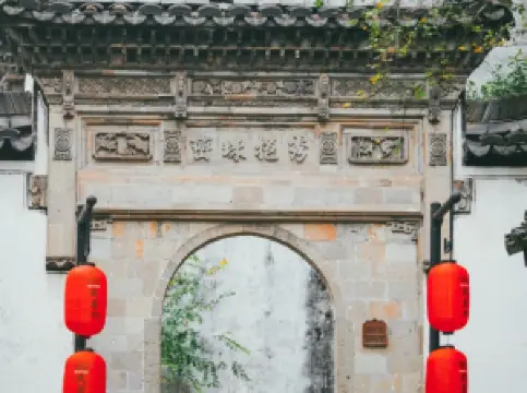 Longyou Residential Court