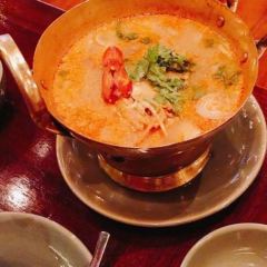 Thara Thong User Photo