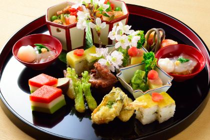 Shunsen Waraku Sanai