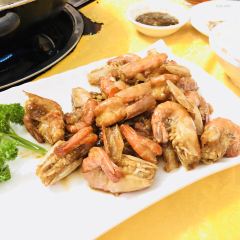 DE YUN JU User Photo