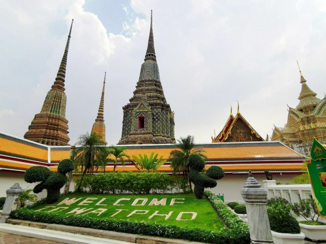 臥佛寺
