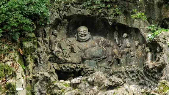 靈隱寺+飛來峰+北高峰財神廟專業導覽服務