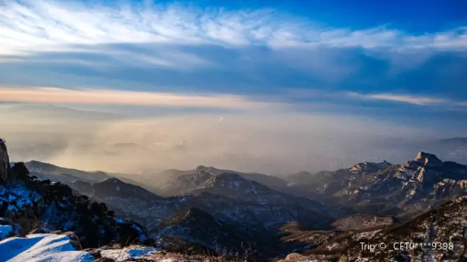 Daguan Peak