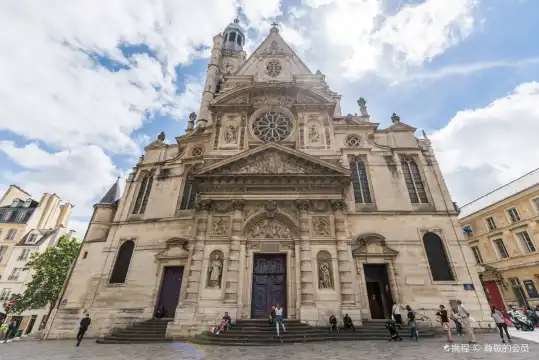 鄰近利摩日主教座堂的酒店