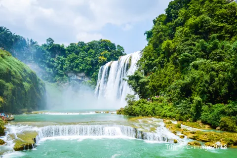 Huangguoshu Waterfall