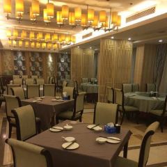 Dongyungemeishiyuan (huangshanlu) User Photo