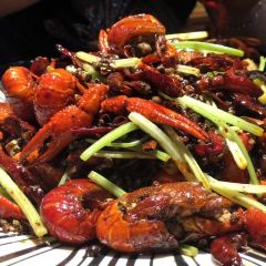 华虾乡·羊蝎子火锅龙虾烧烤(华灵总店) ảnh của người dùng