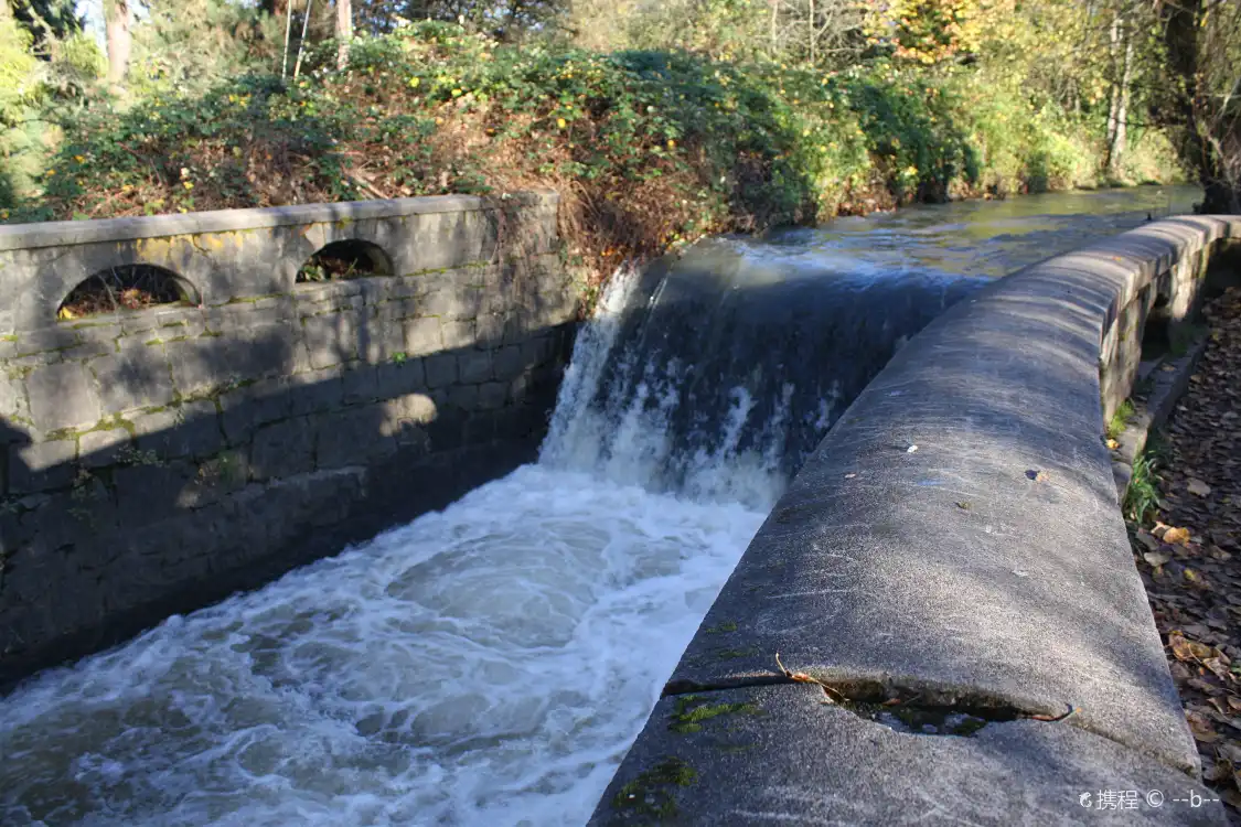 Hotels near Johnson Park