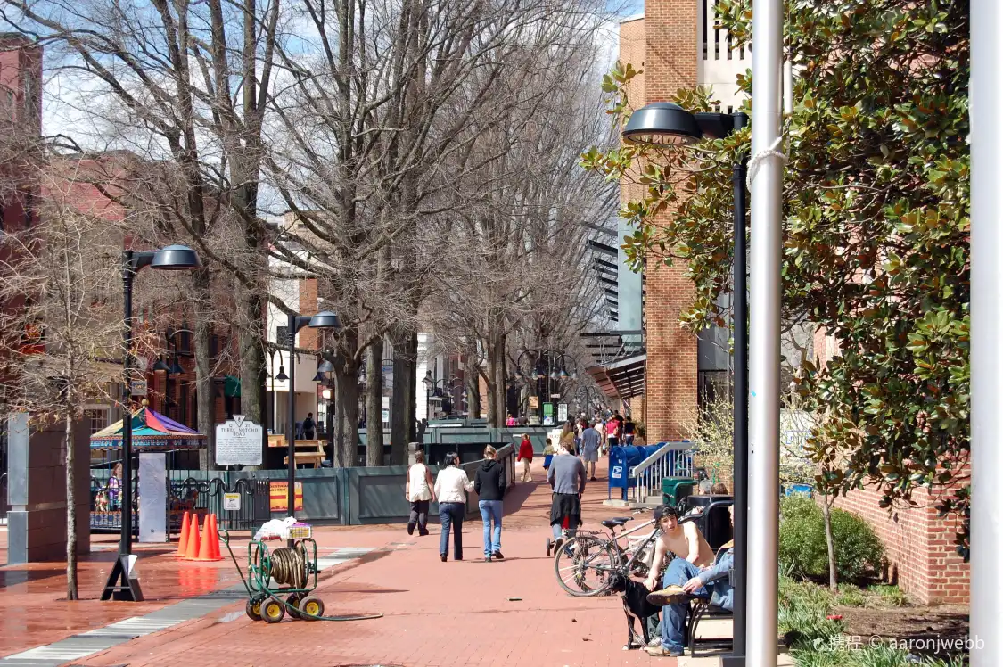 Hotels near Historic Downtown Mall