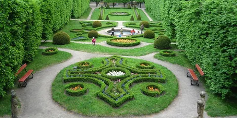 克羅梅日什總主教宮