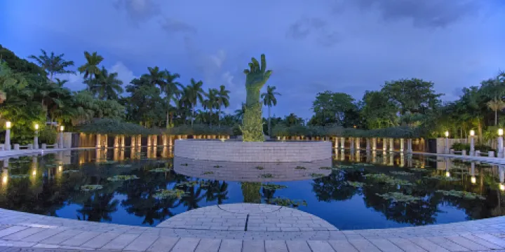 邁阿密海灘大屠殺紀念館