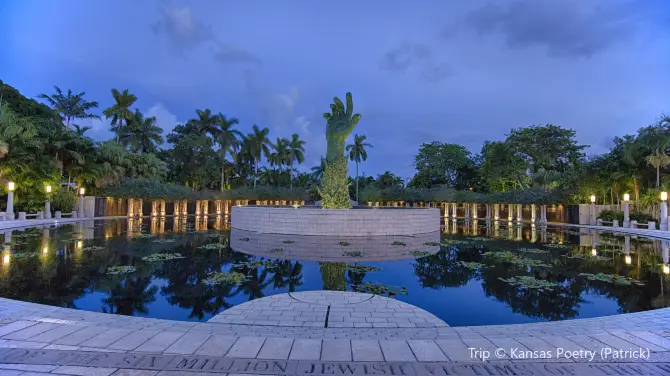 1_Holocaust Memorial Miami Beach