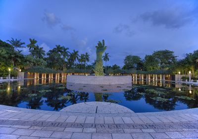 Holocaust Memorial Miami Beach