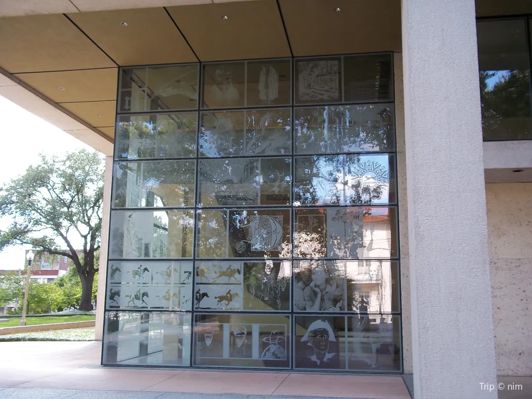 5_Harry Ransom Center