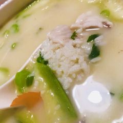 洋老土(常熟路店) User Photo