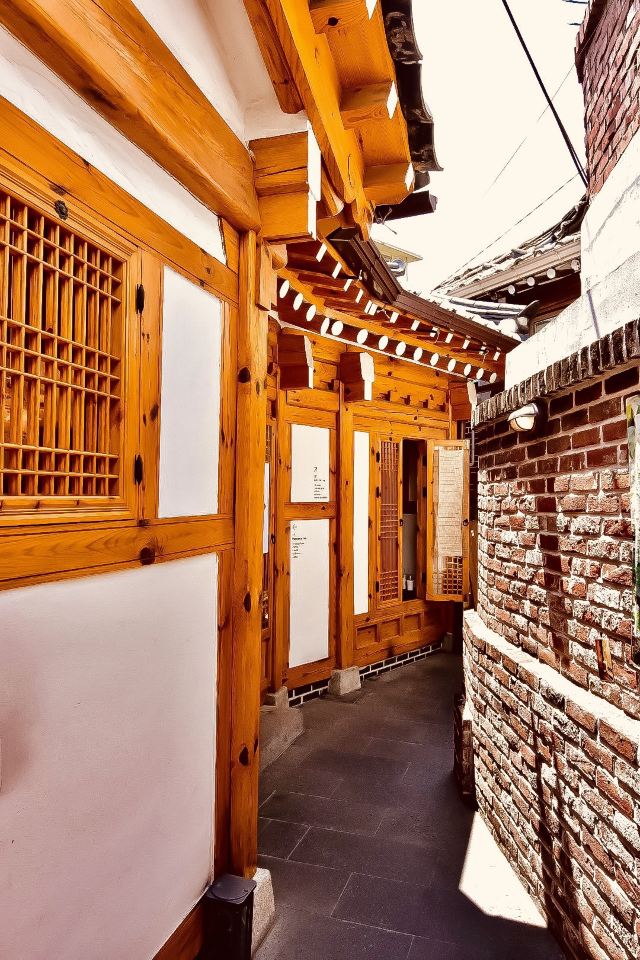 Bukchon Hanok Village