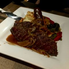 Gold Range Bistro ảnh của người dùng