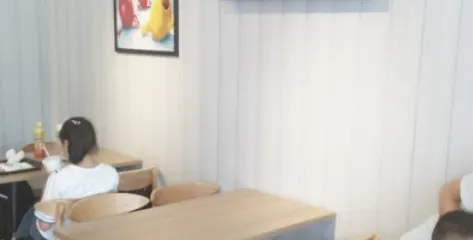 華萊士·全雞漢堡（吳店店）