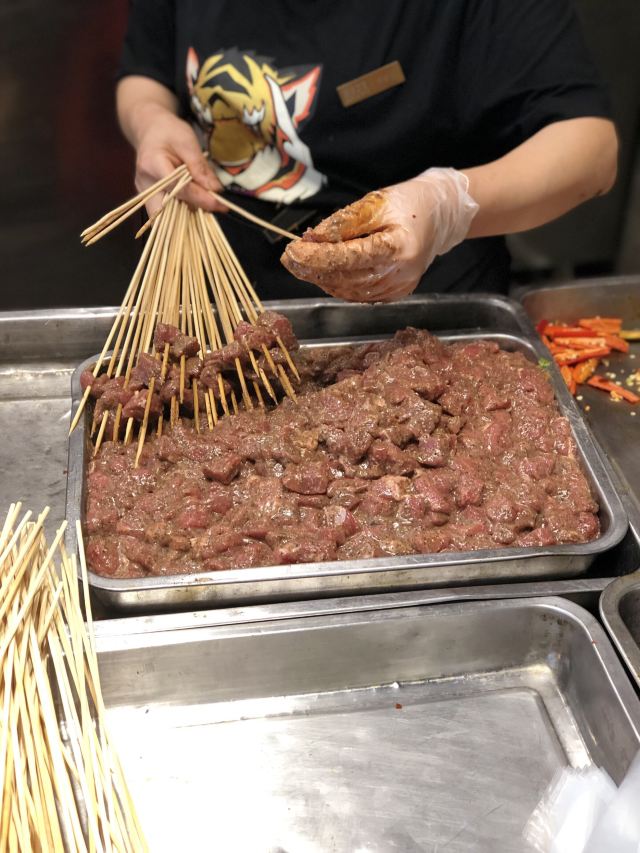 簽王之王·牛肉串串(總府路店)