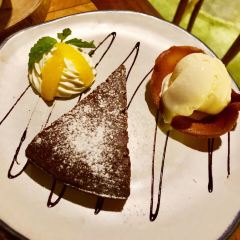 COCO TAM'S 여행 사진