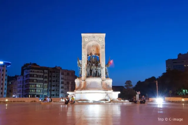 30 Things to do near Taksim Square Istanbul 2026