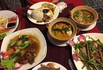 Paper Tiger Eatery User Photo