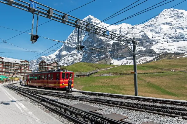 The Best Honeymoon Destinations for Every Type of Couple